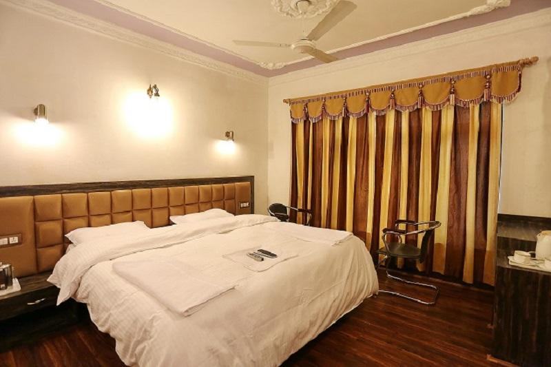 Hotel Ibni Kabeer Srīnagar Exteriér fotografie