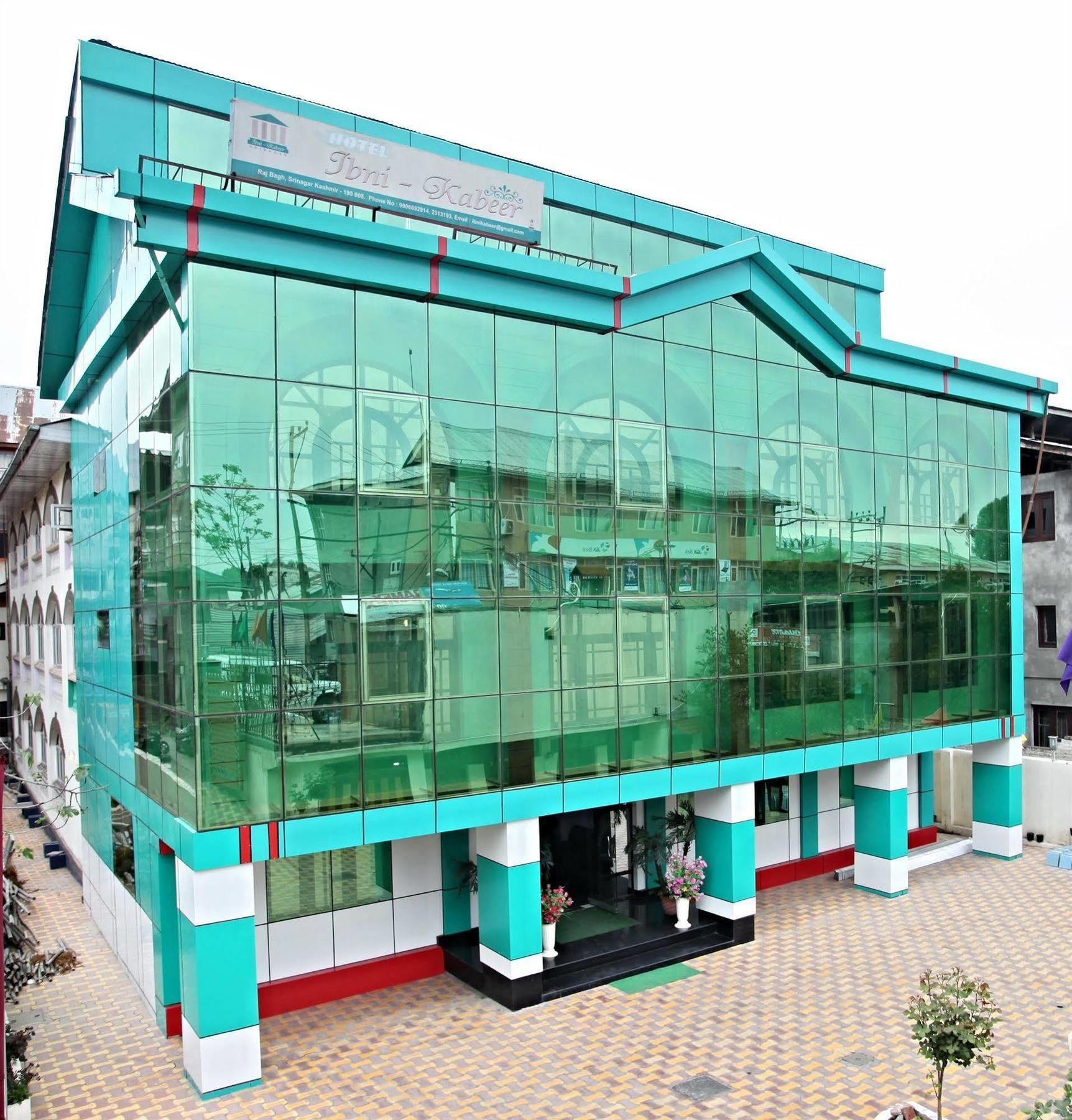 Hotel Ibni Kabeer Srīnagar Exteriér fotografie